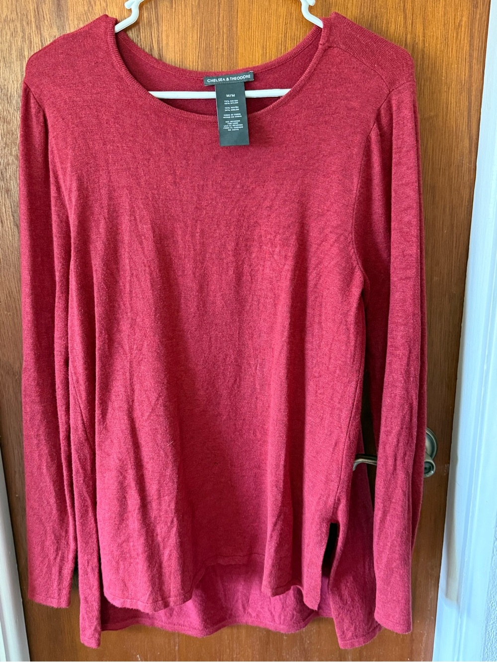 Chelsea & Theodore Ember Heather Red Long Sleeve Knit High Low Top M